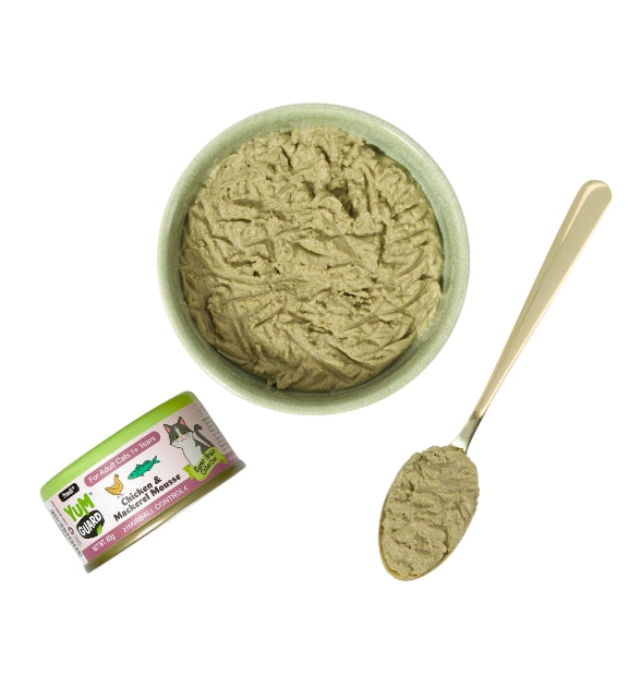 YumGuard Chicken & Mackerel Mousse Hairball Control for Adult Cats 80g x 12