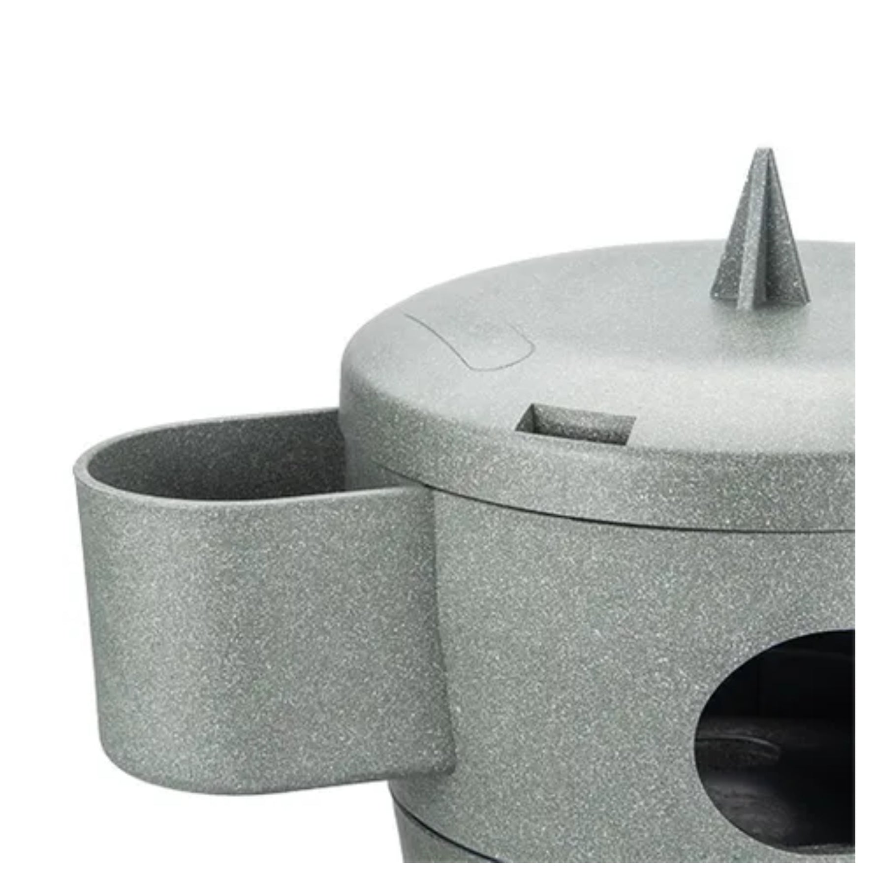 Bainbridge Chicken Playground – 100% Recycled Snack & Feed Tower